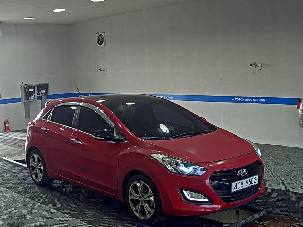 HYUNDAI NEW i30 1.6 VGT PYL 2014 - zdjęcie 3