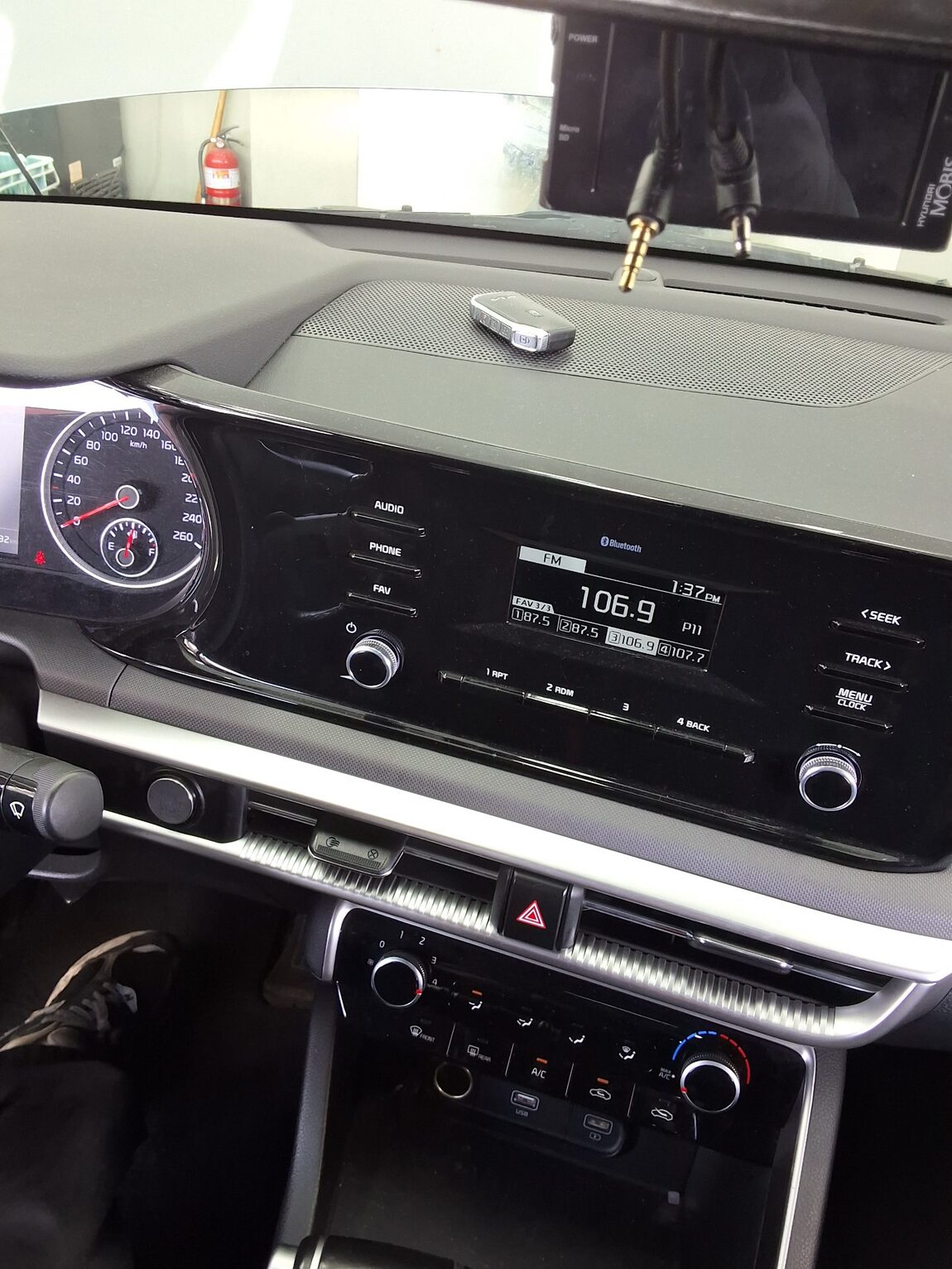 KIA NEW K5 (DL3) 2.0 LPI RENTAL CAR STANDARD 2023 - zdjęcie 17
