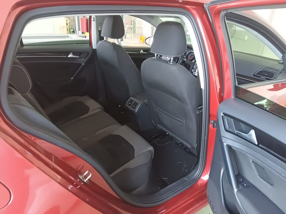 VOLKSWAGEN GOLF (7TH GEN) 2.0 TDI 2015 - zdjęcie 13