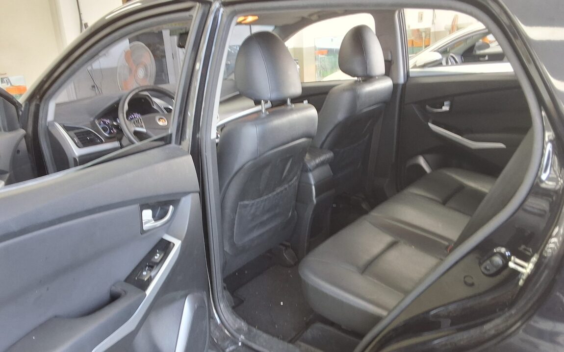 KG MOBILITY (SSANGYONG) NEW KORANDO C 2.2 AWD RX LUXURY MODEL 2017 - zdjęcie 12