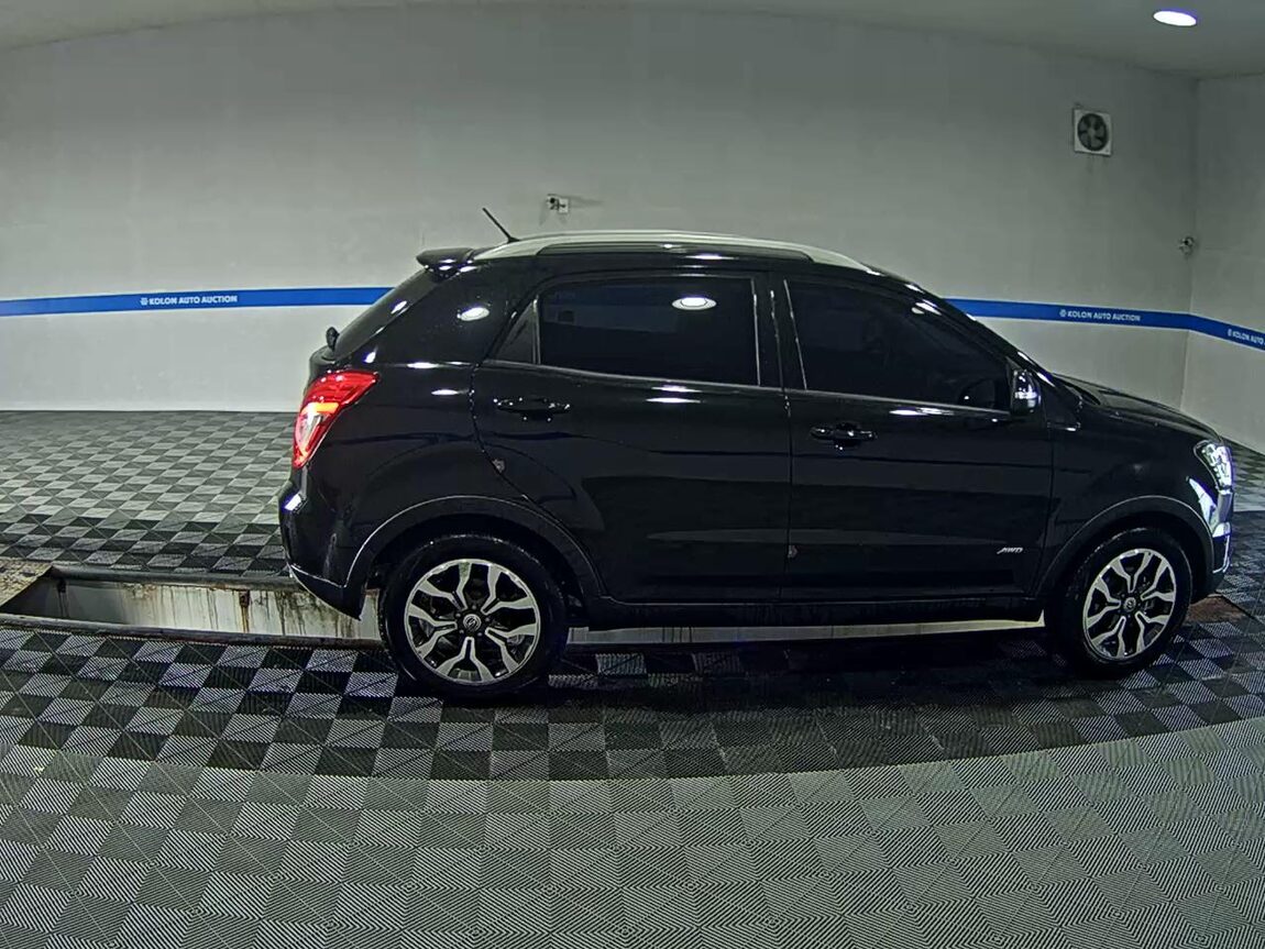 KG MOBILITY (SSANGYONG) NEW KORANDO C 2.2 AWD RX LUXURY MODEL 2017 - zdjęcie 4