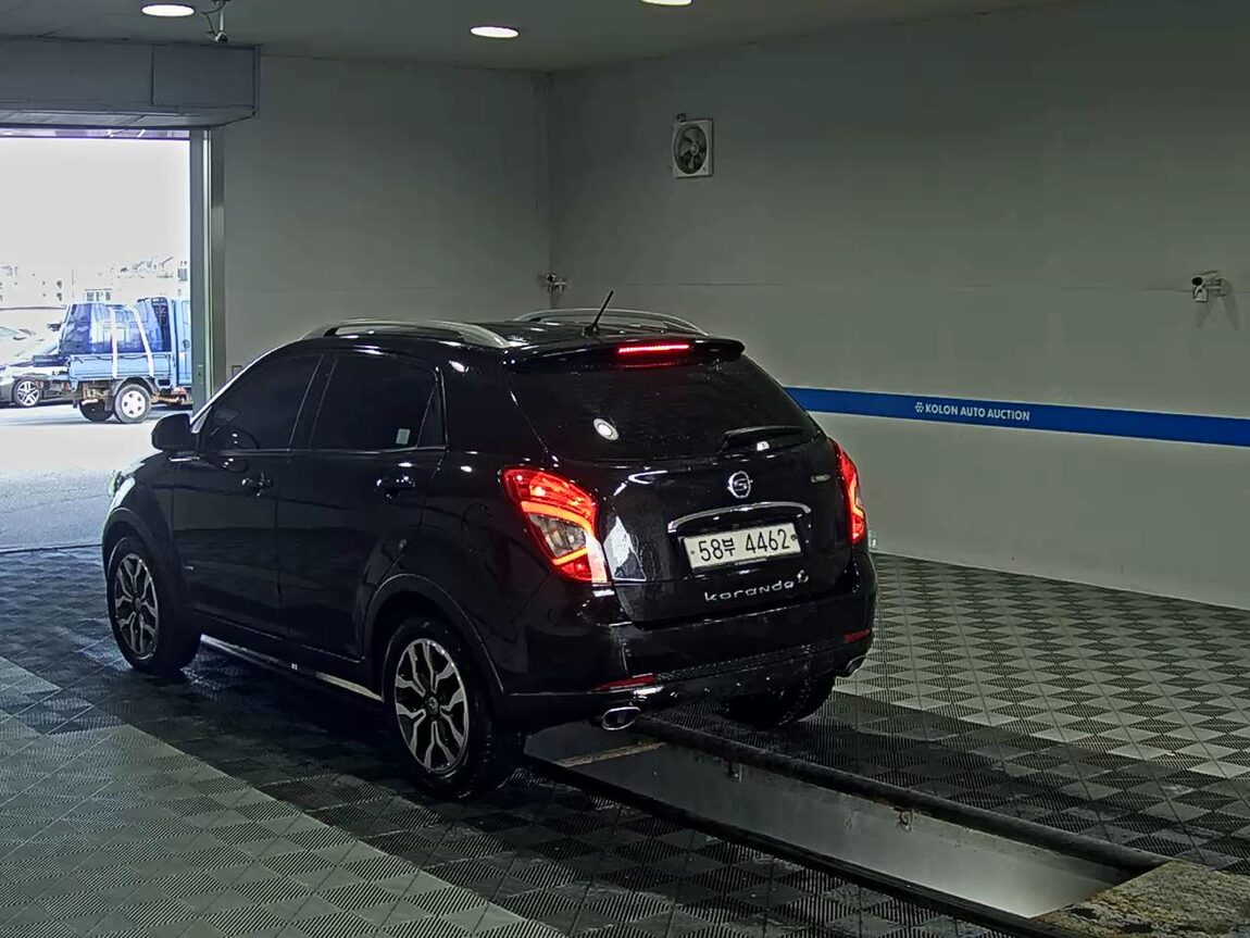 KG MOBILITY (SSANGYONG) NEW KORANDO C 2.2 AWD RX LUXURY MODEL 2017 - zdjęcie 6