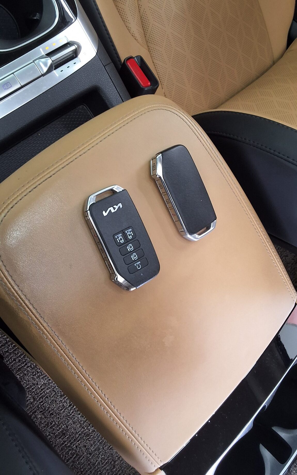 KIA NEW CARNIVAL (KA4) 9-SEATER GASOLINE NOBLESSE 2023 - zdjęcie 20