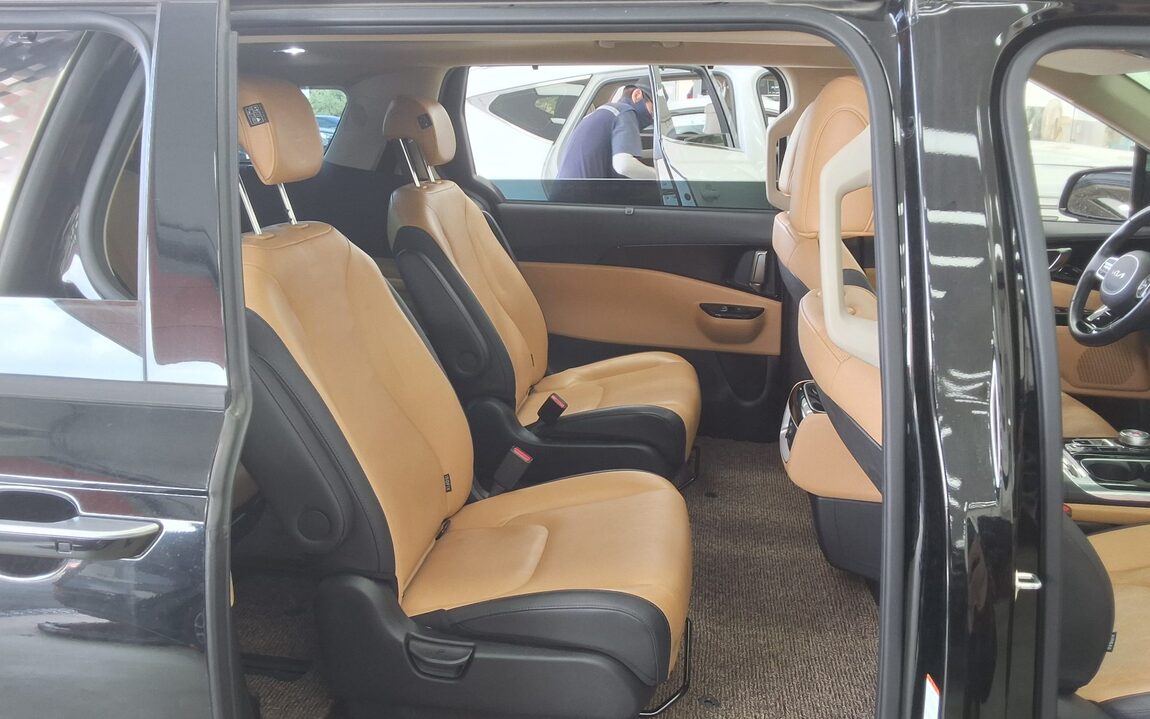 KIA NEW CARNIVAL (KA4) 9-SEATER GASOLINE NOBLESSE 2023 - zdjęcie 13