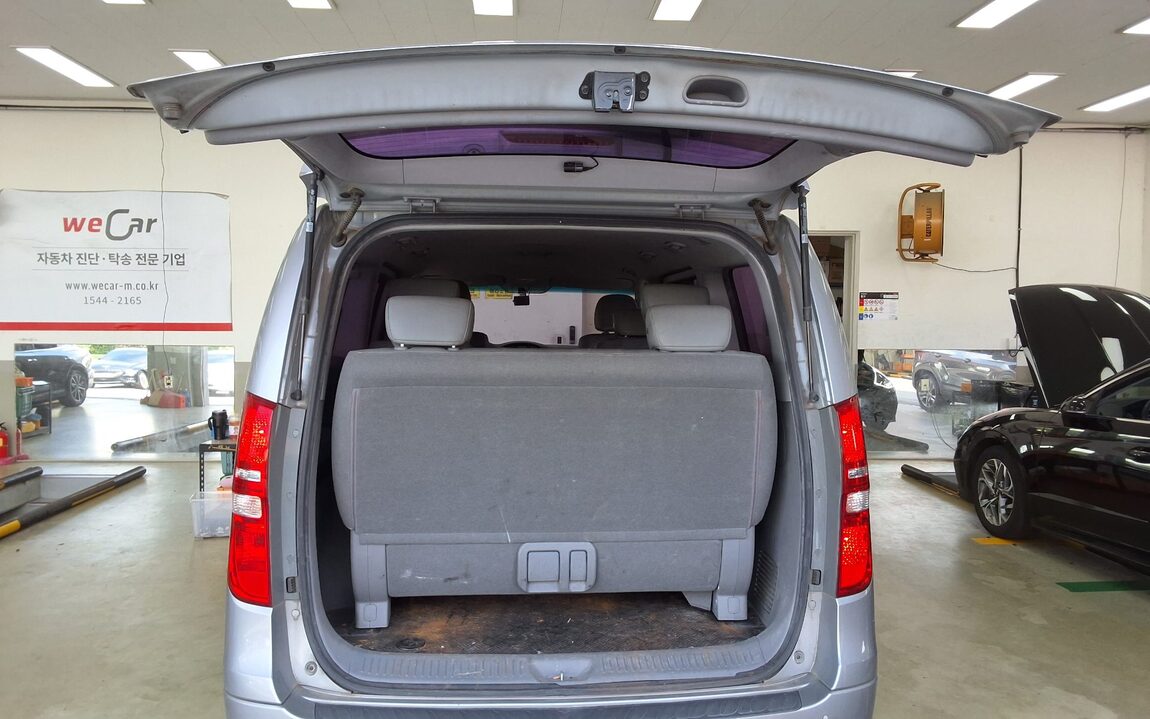 HYUNDAI GRAND STAREX 12-SEATER DIESEL CVX LUXURY 2016 - zdjęcie 8