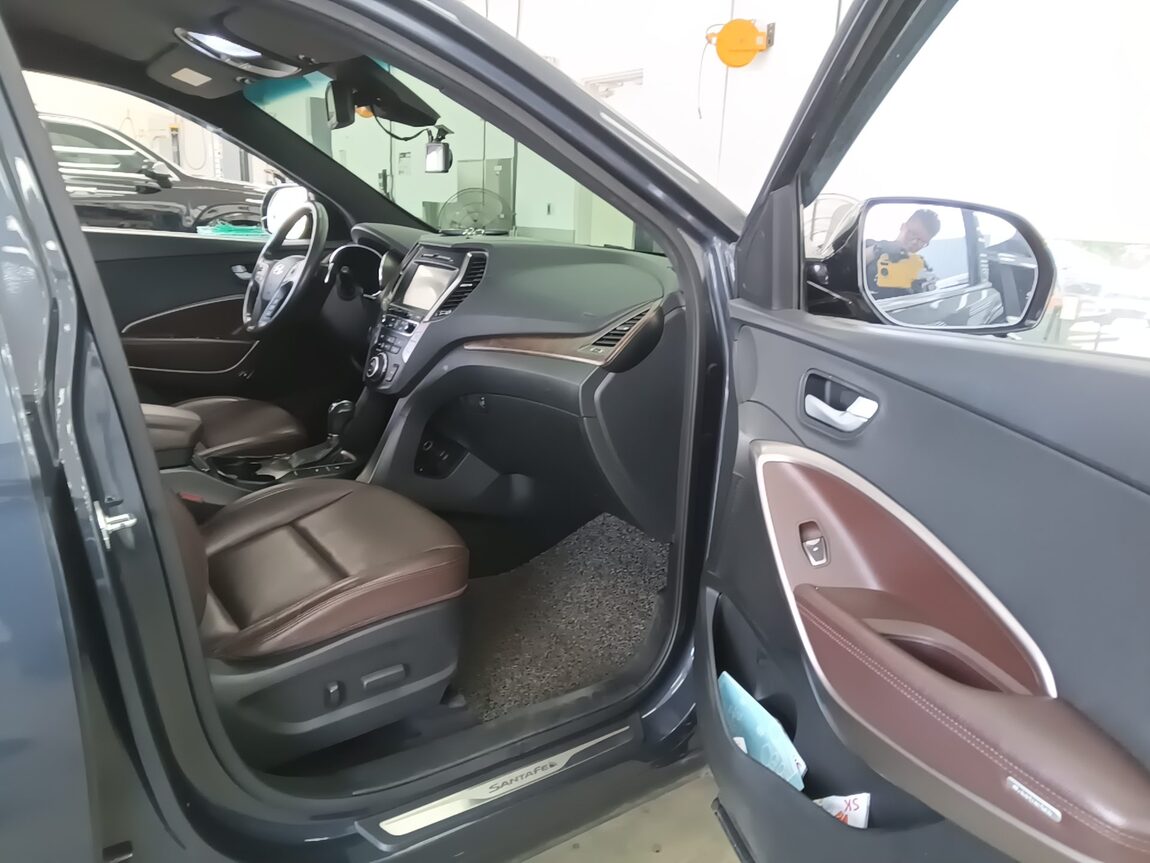 HYUNDAI SANTA FE THE PRIME DIESEL R2.0 2WD 1 MILLION 2018 - zdjęcie 14