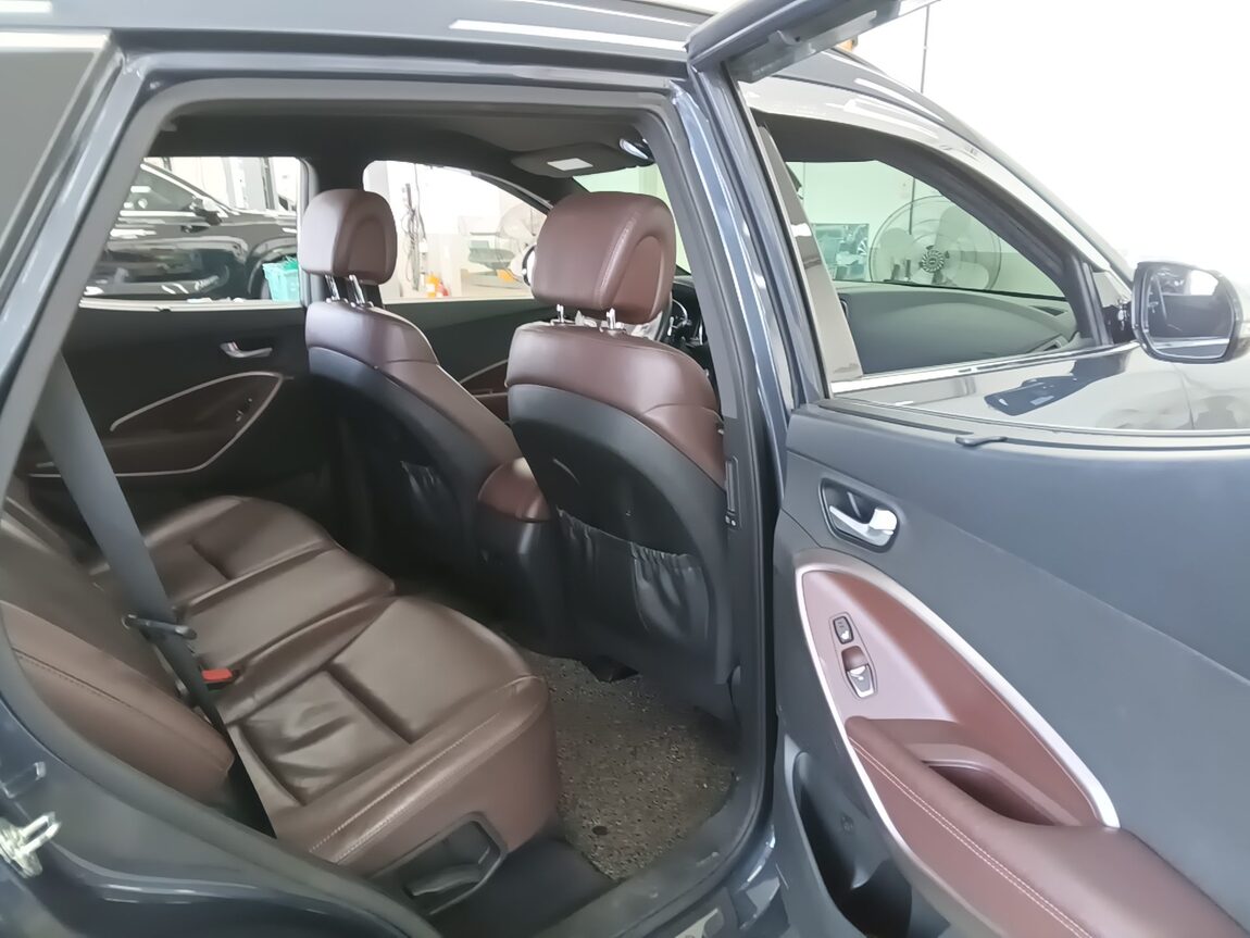 HYUNDAI SANTA FE THE PRIME DIESEL R2.0 2WD 1 MILLION 2018 - zdjęcie 13