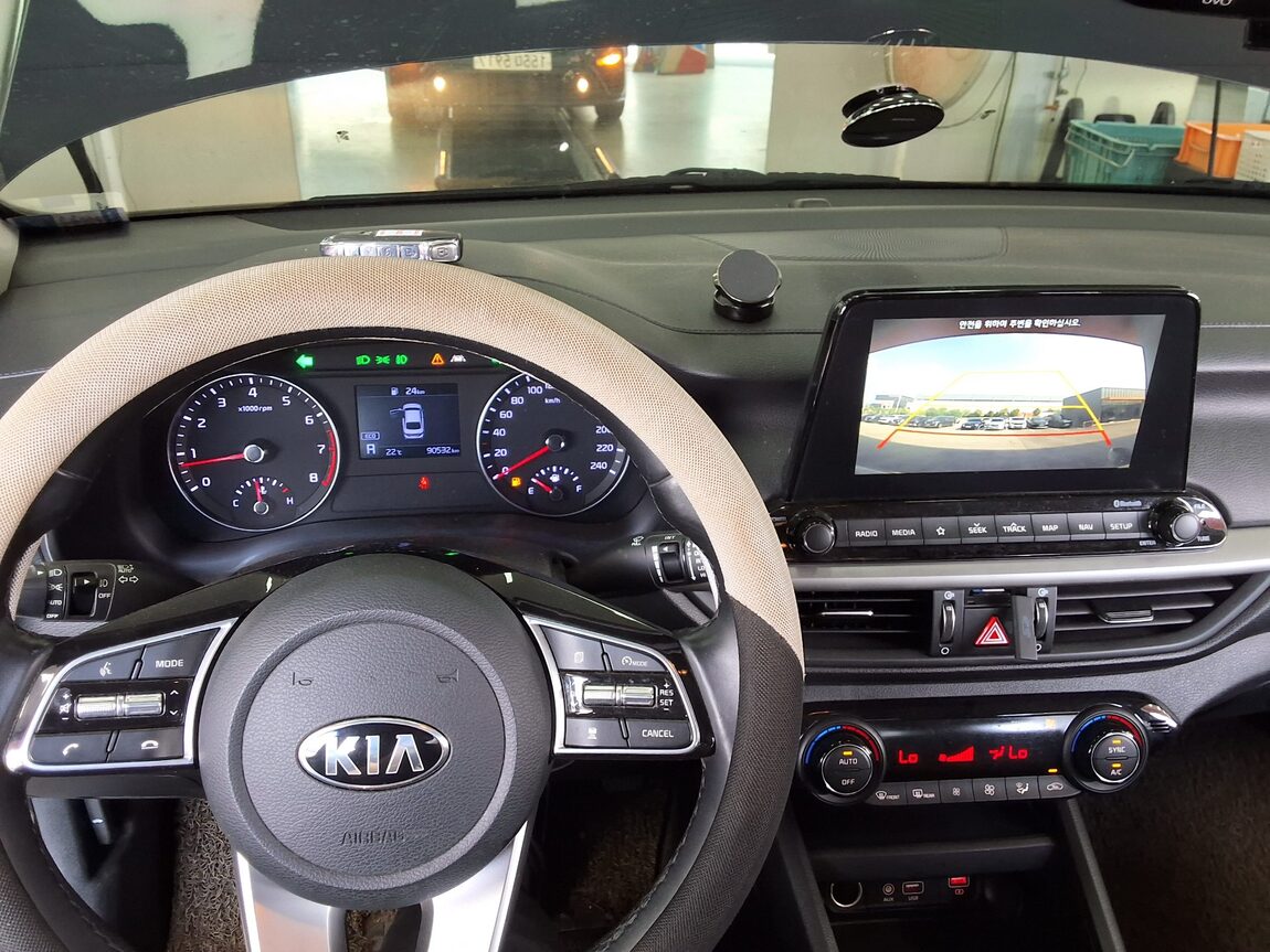 KIA ALL NEW K3 1.6 GASOLINE LUXURY 2019 - zdjęcie 17