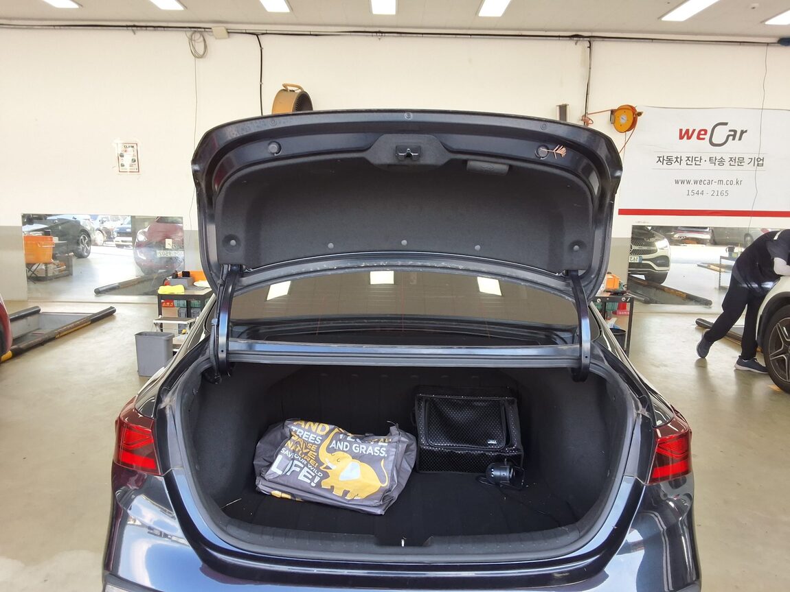KIA ALL NEW K3 1.6 GASOLINE LUXURY 2019 - zdjęcie 15