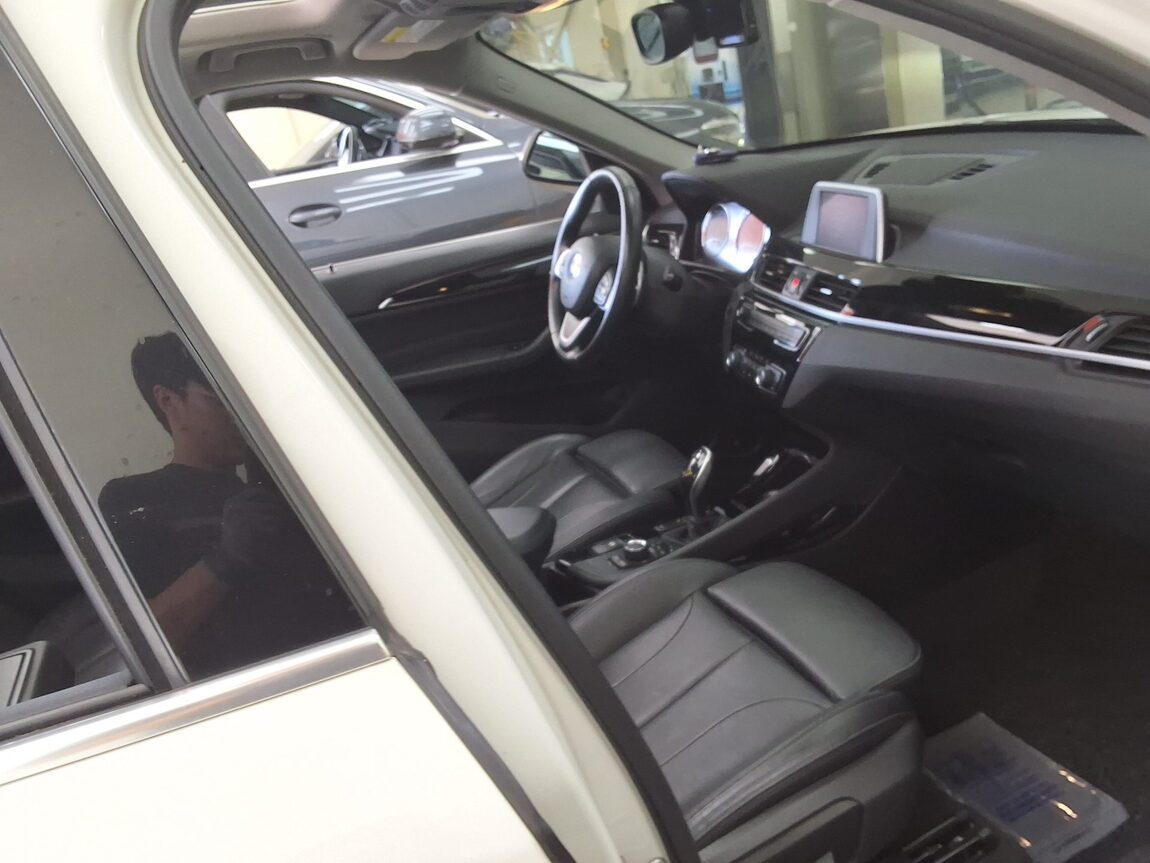 BMW X1 (2ND GEN) 20d xDRIVE X LINE 2018 - zdjęcie 15
