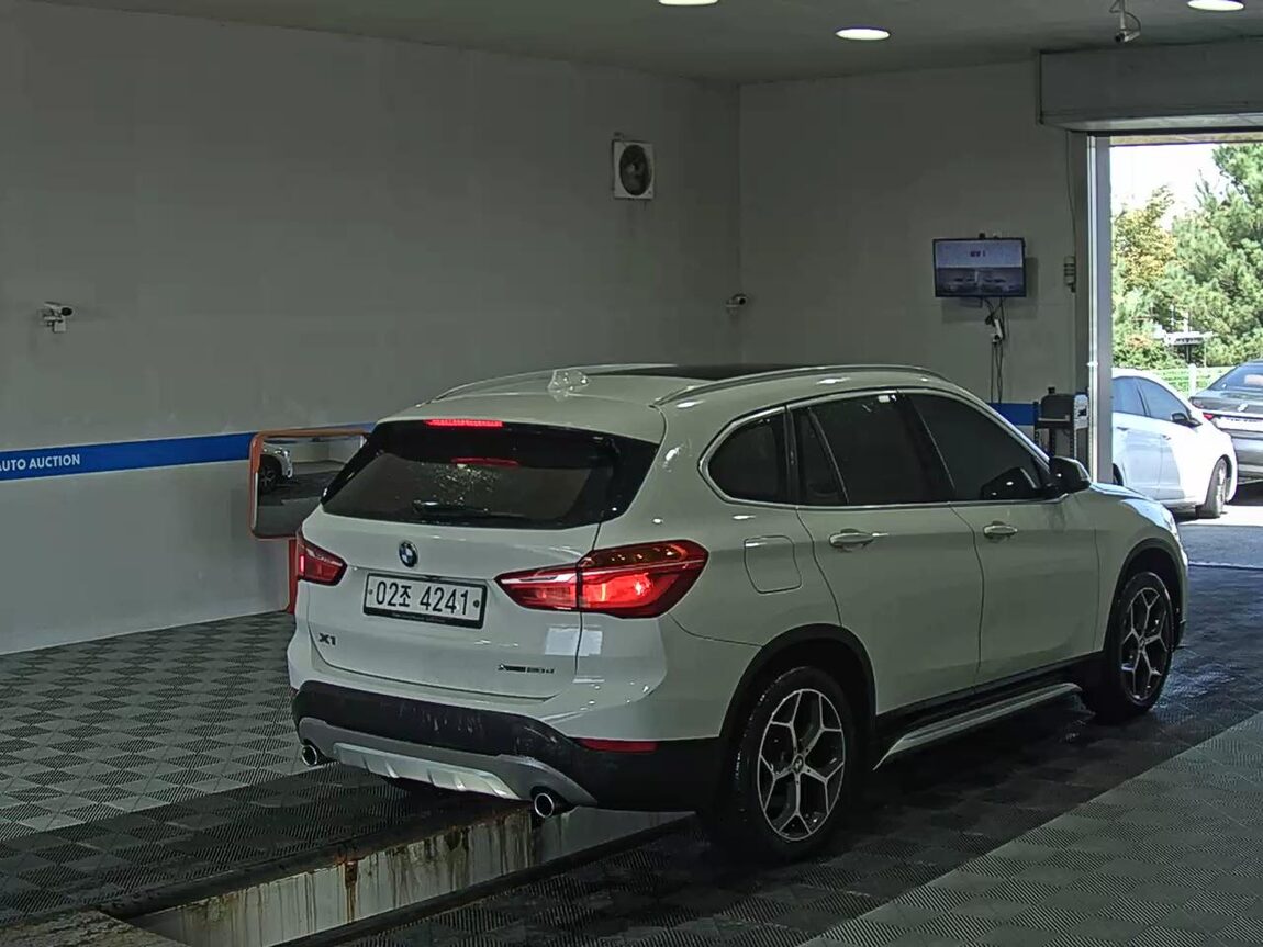 BMW X1 (2ND GEN) 20d xDRIVE X LINE 2018 - zdjęcie 5