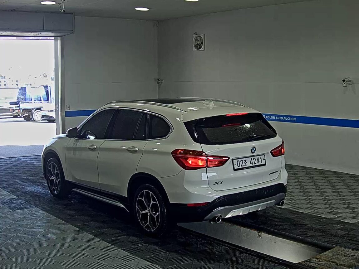 BMW X1 (2ND GEN) 20d xDRIVE X LINE 2018 - zdjęcie 6