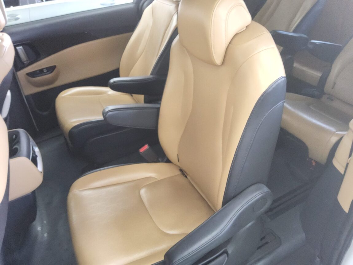 KIA NEW CARNIVAL (KA4) 9-SEATER DIESEL PRESTIGE 2023 - zdjęcie 12
