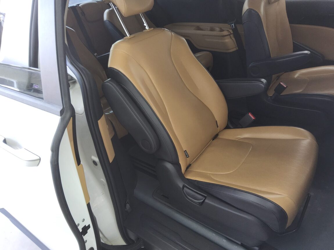 KIA NEW CARNIVAL (KA4) 9-SEATER DIESEL PRESTIGE 2023 - zdjęcie 13