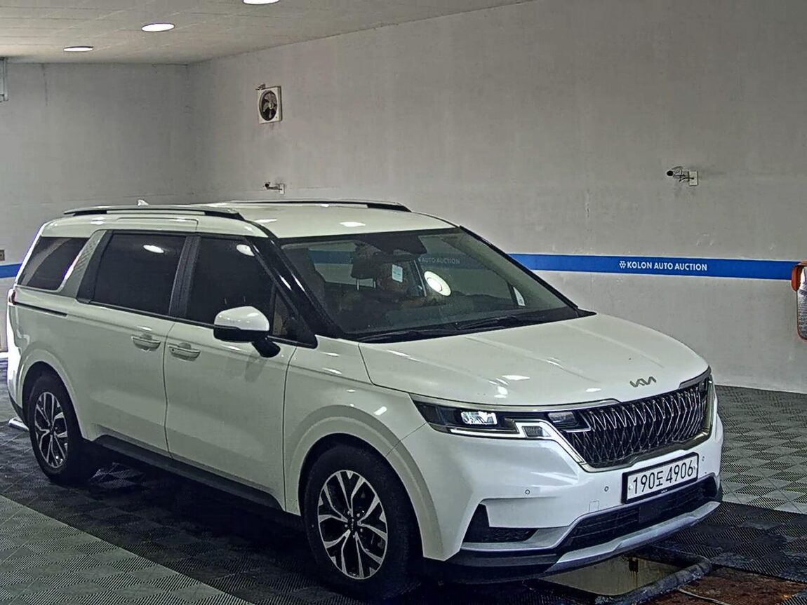 KIA NEW CARNIVAL (KA4) 9-SEATER DIESEL PRESTIGE 2023 - zdjęcie 3