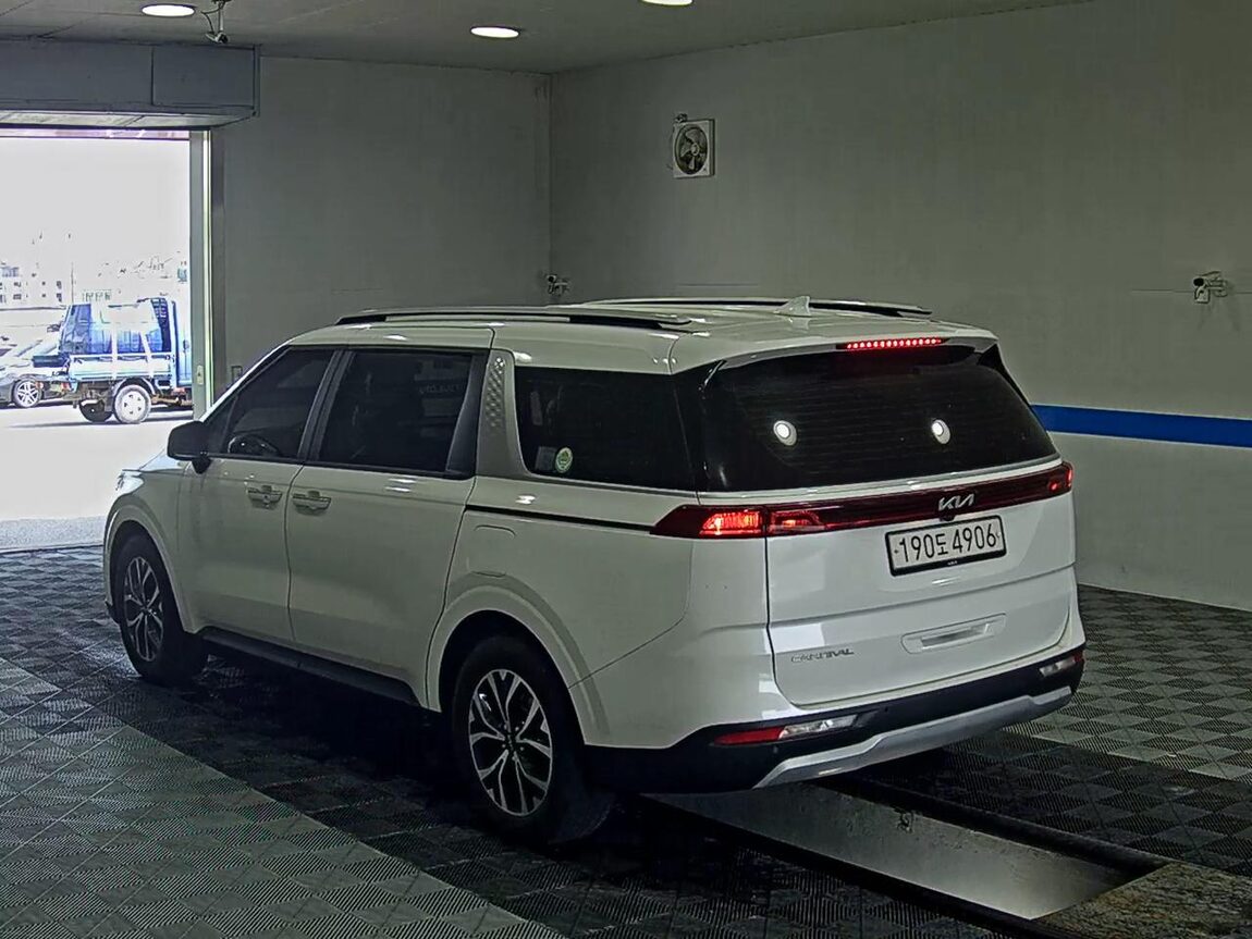 KIA NEW CARNIVAL (KA4) 9-SEATER DIESEL PRESTIGE 2023 - zdjęcie 6
