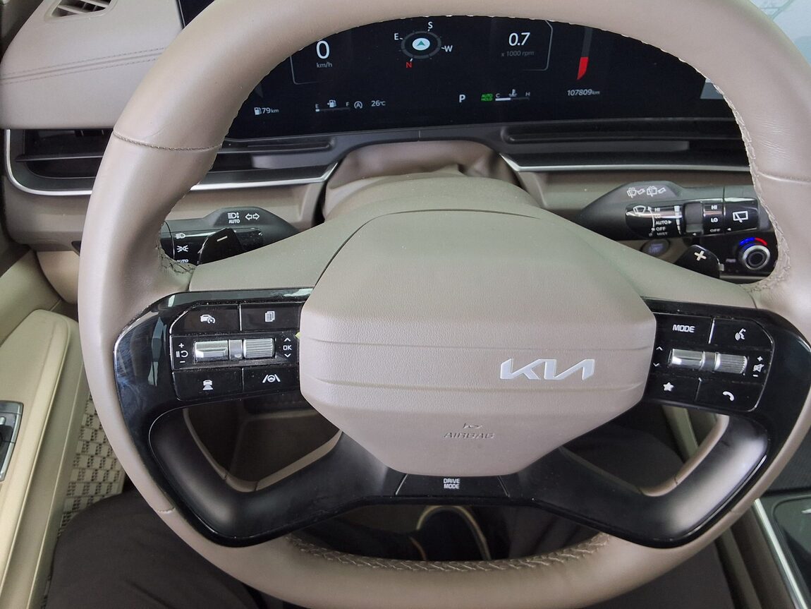 KIA THE NEW CARNIVAL (KA4) 9-SEATER DIESEL NOBLESSE 2025 - zdjęcie 17