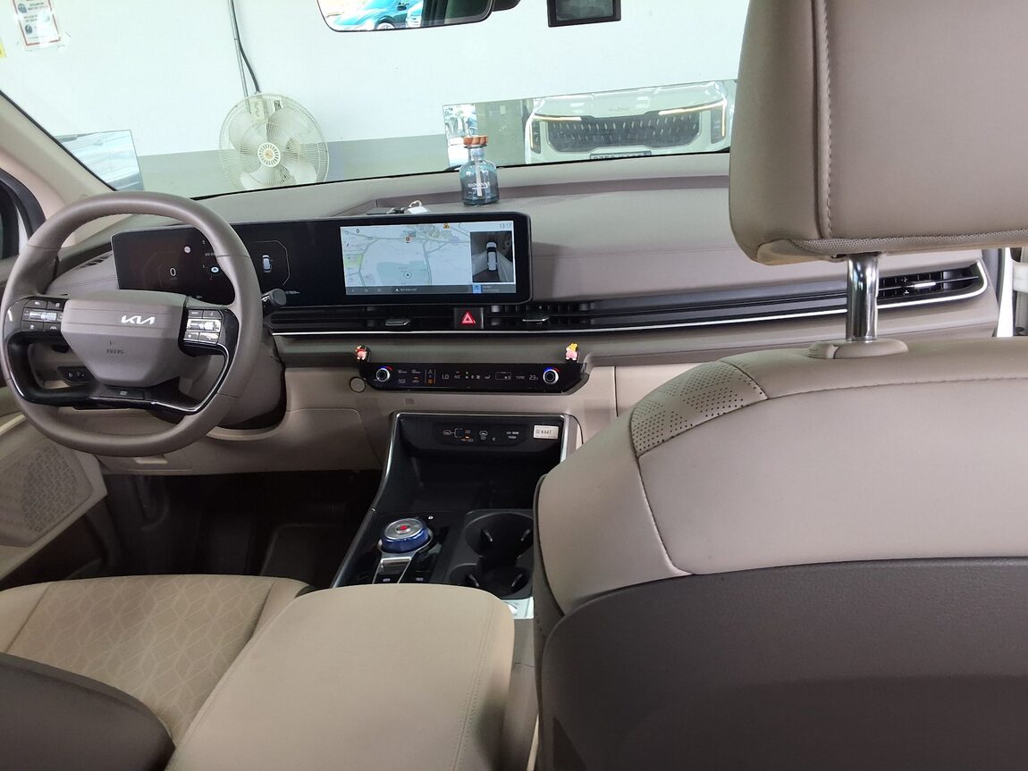 KIA THE NEW CARNIVAL (KA4) 9-SEATER DIESEL NOBLESSE 2025 - zdjęcie 11