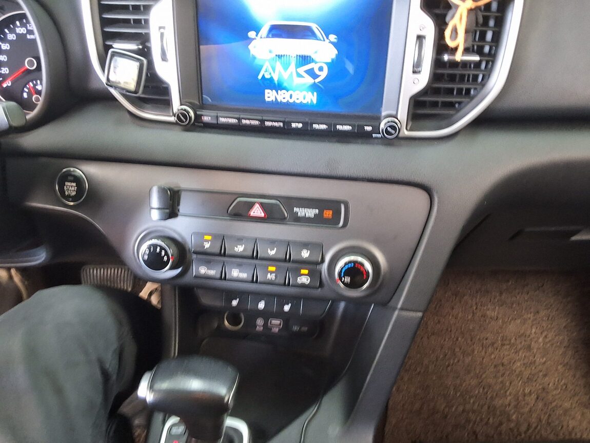 KIA NEW SPORTAGE R2.0 2WD PRESTIGE 2016 - zdjęcie 24