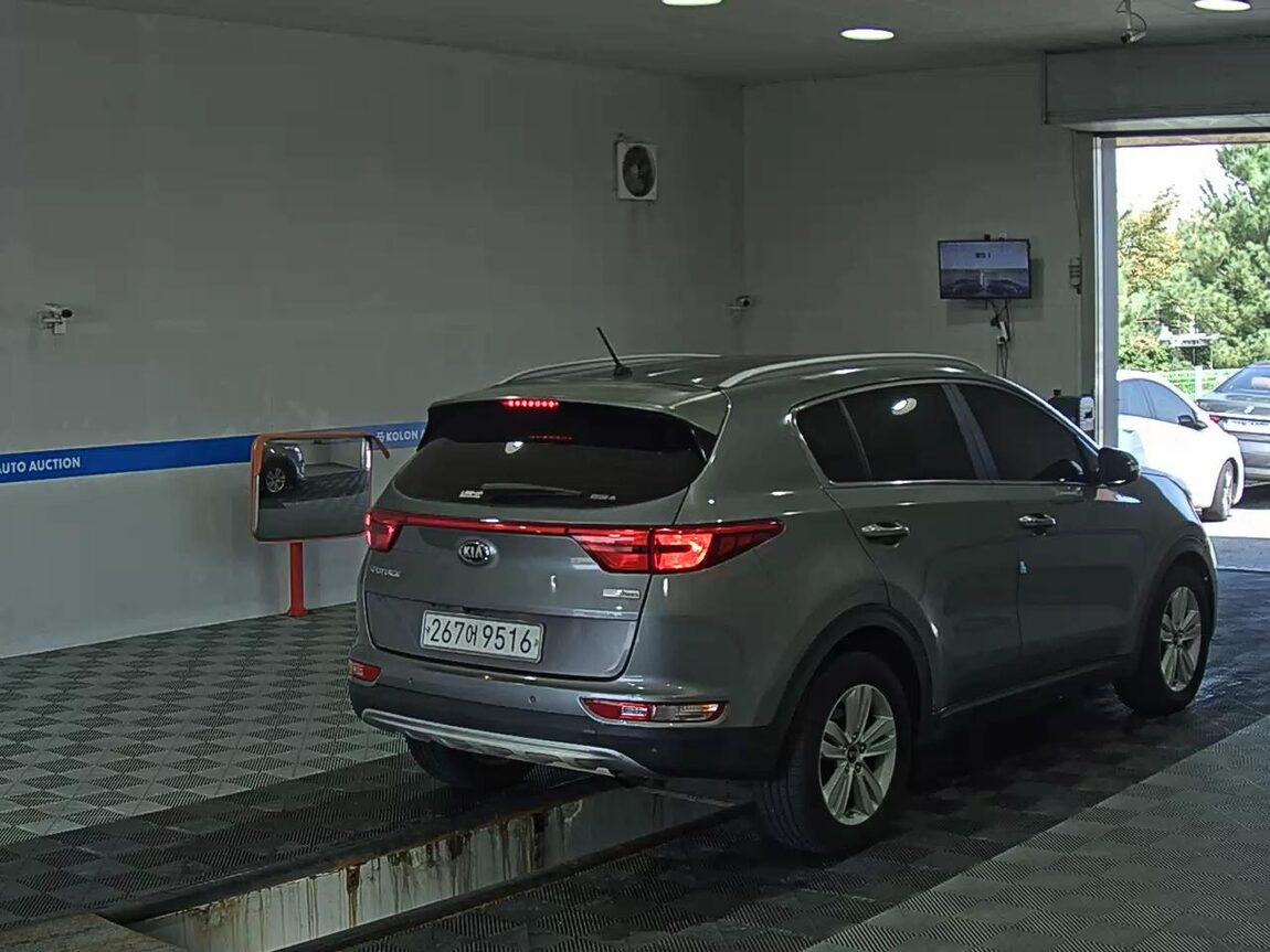 KIA NEW SPORTAGE R2.0 2WD PRESTIGE 2016 - zdjęcie 5