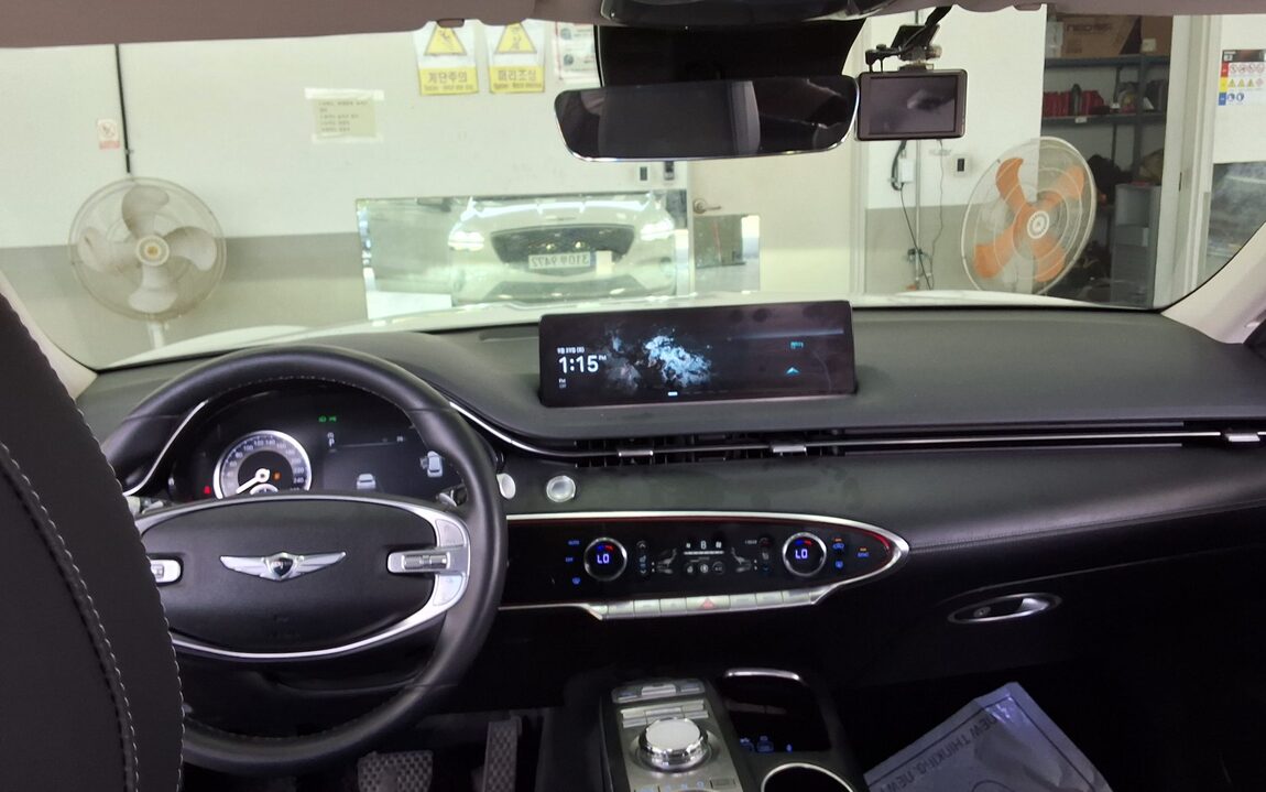 GENESIS GV70 2.2 DIESEL AWD BASE MODEL 2021 - zdjęcie 11
