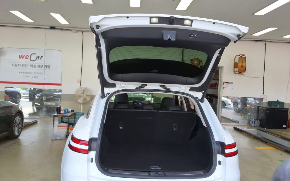 GENESIS GV70 2.2 DIESEL AWD BASE MODEL 2021 - zdjęcie 15