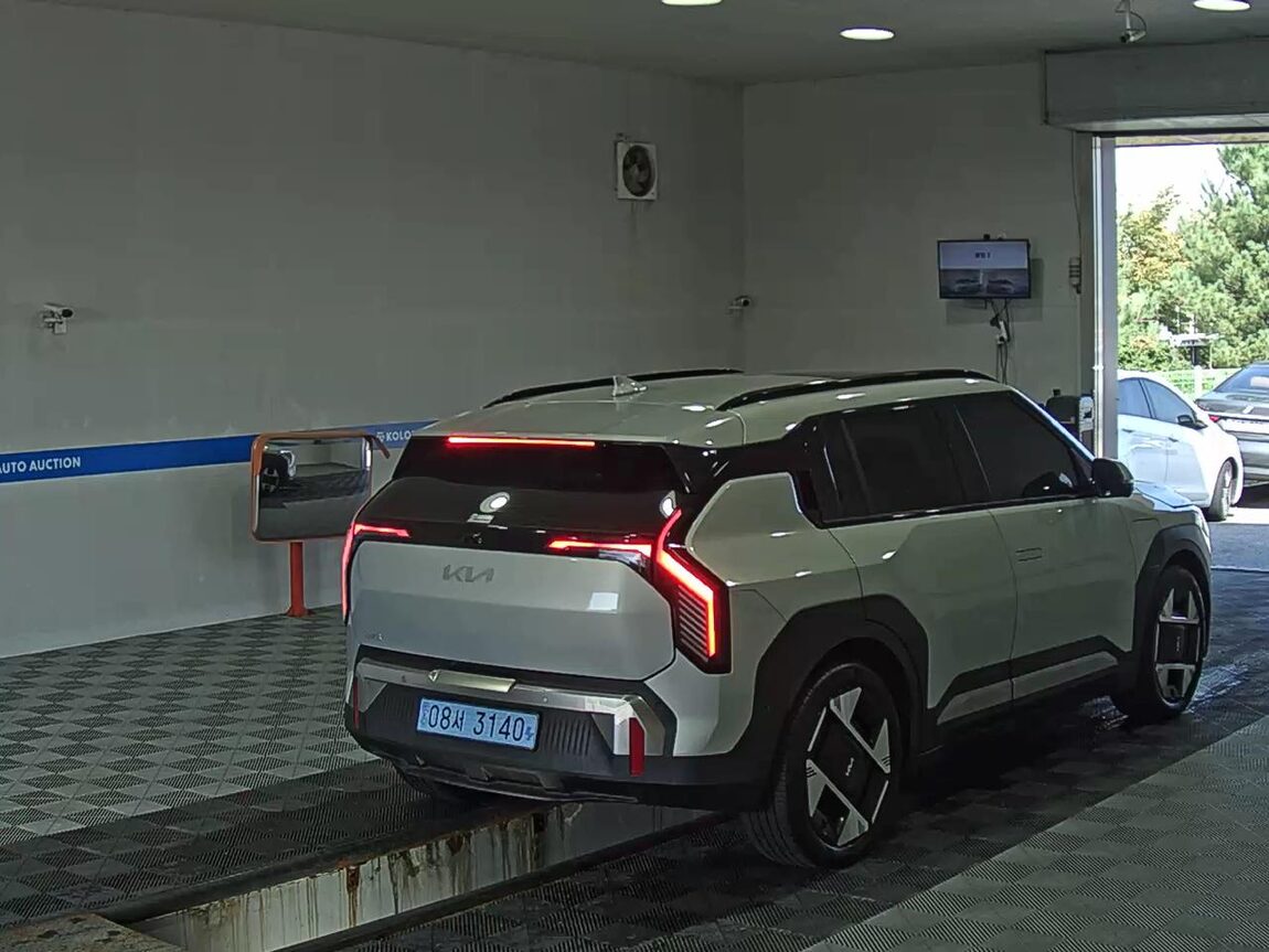 KIA EV3 STANDARD EARTH 2025 - zdjęcie 5