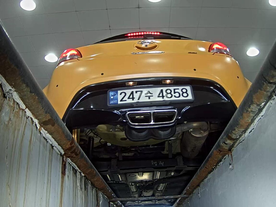 HYUNDAI VELOSTER 1.6 GDI PYL 2014 - zdjęcie 8