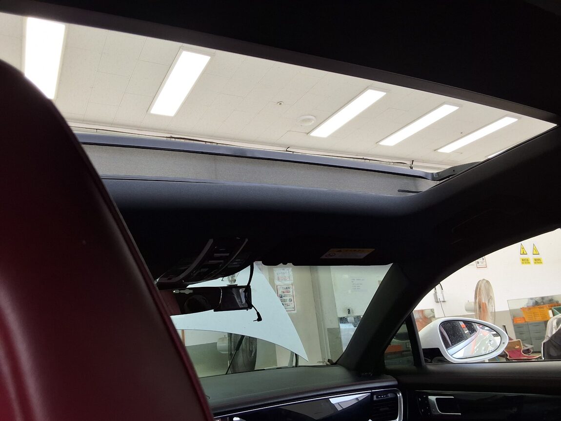 PORSCHE PANAMERA (2ND GEN) 3.0 4 2018 - zdjęcie 19