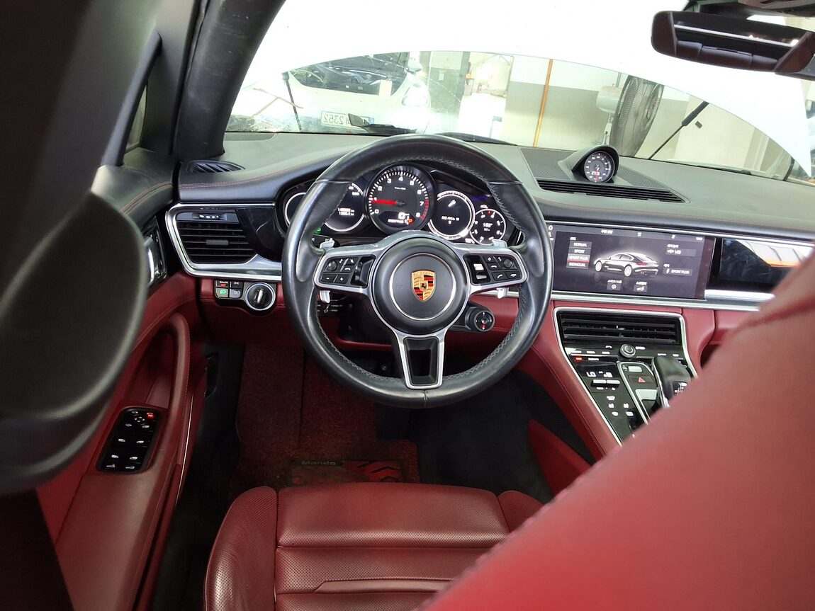 PORSCHE PANAMERA (2ND GEN) 3.0 4 2018 - zdjęcie 20