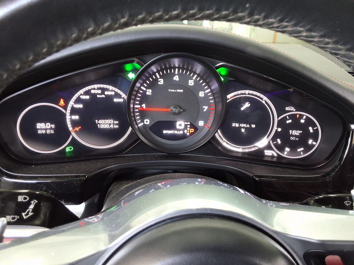 PORSCHE PANAMERA (2ND GEN) 3.0 4 2018 - zdjęcie 9