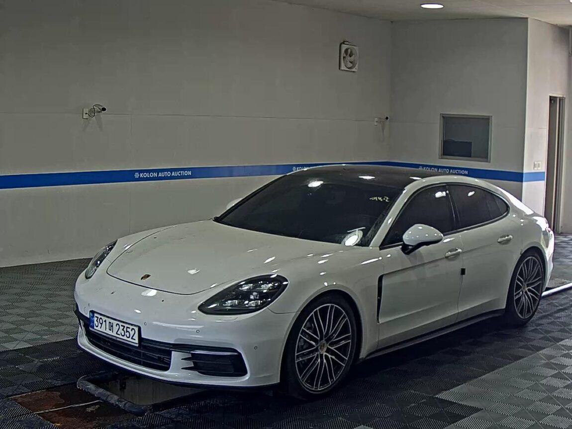 PORSCHE PANAMERA (2ND GEN) 3.0 4 2018 - zdjęcie 2