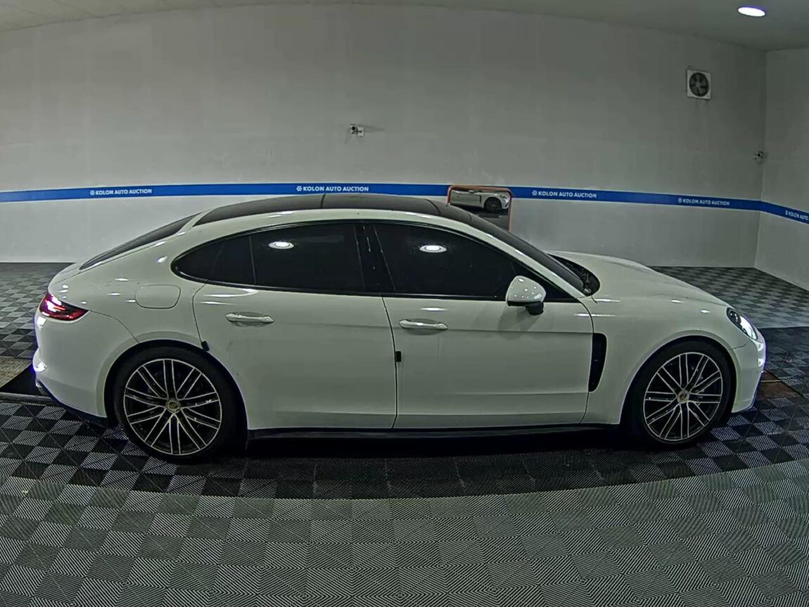 PORSCHE PANAMERA (2ND GEN) 3.0 4 2018 - zdjęcie 4