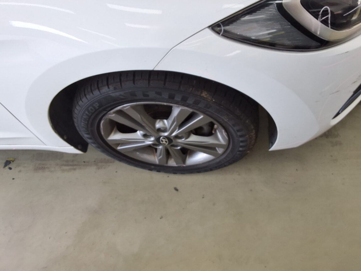 HYUNDAI AVANTE AD 1.6 GDi MODERN 2017 - zdjęcie 25