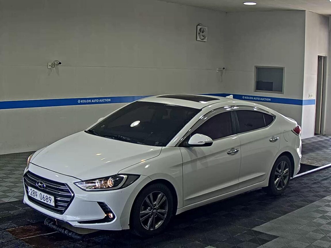 HYUNDAI AVANTE AD 1.6 GDi MODERN 2017 - zdjęcie 2