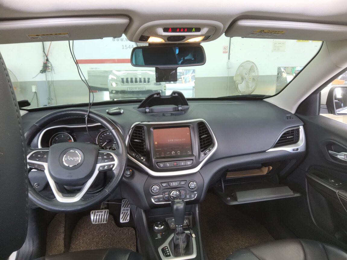 JEEP CHEROKEE (KL) 2.0 CRD 4WD LIMITED 2014 - zdjęcie 11
