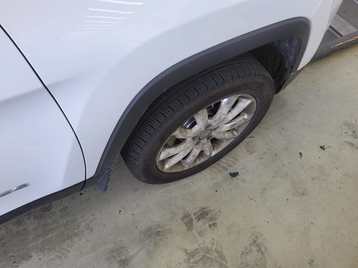 JEEP CHEROKEE (KL) 2.0 CRD 4WD LIMITED 2014 - zdjęcie 24