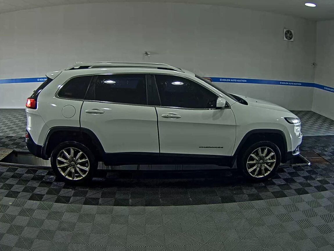 JEEP CHEROKEE (KL) 2.0 CRD 4WD LIMITED 2014 - zdjęcie 4