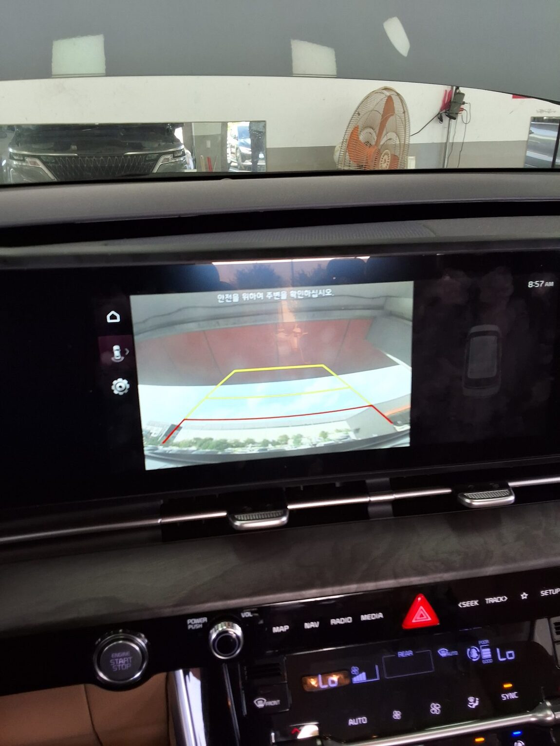 KIA NEW CARNIVAL (KA4) 9-SEATER DIESEL SIGNATURE 2023 - zdjęcie 18