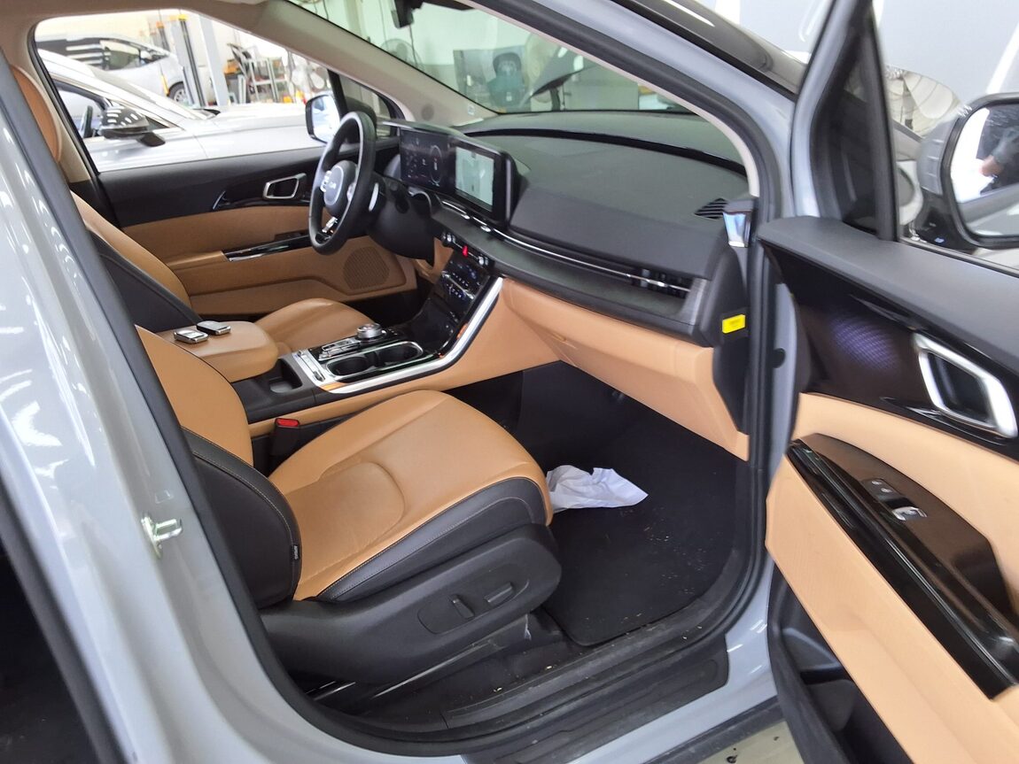 KIA NEW CARNIVAL (KA4) 9-SEATER DIESEL SIGNATURE 2023 - zdjęcie 14