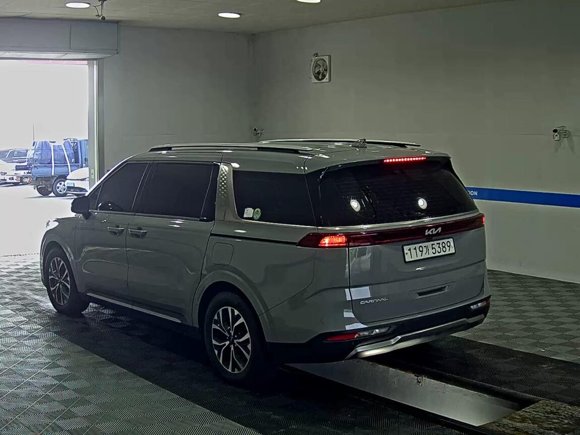 KIA NEW CARNIVAL (KA4) 9-SEATER DIESEL SIGNATURE 2023 - zdjęcie 6