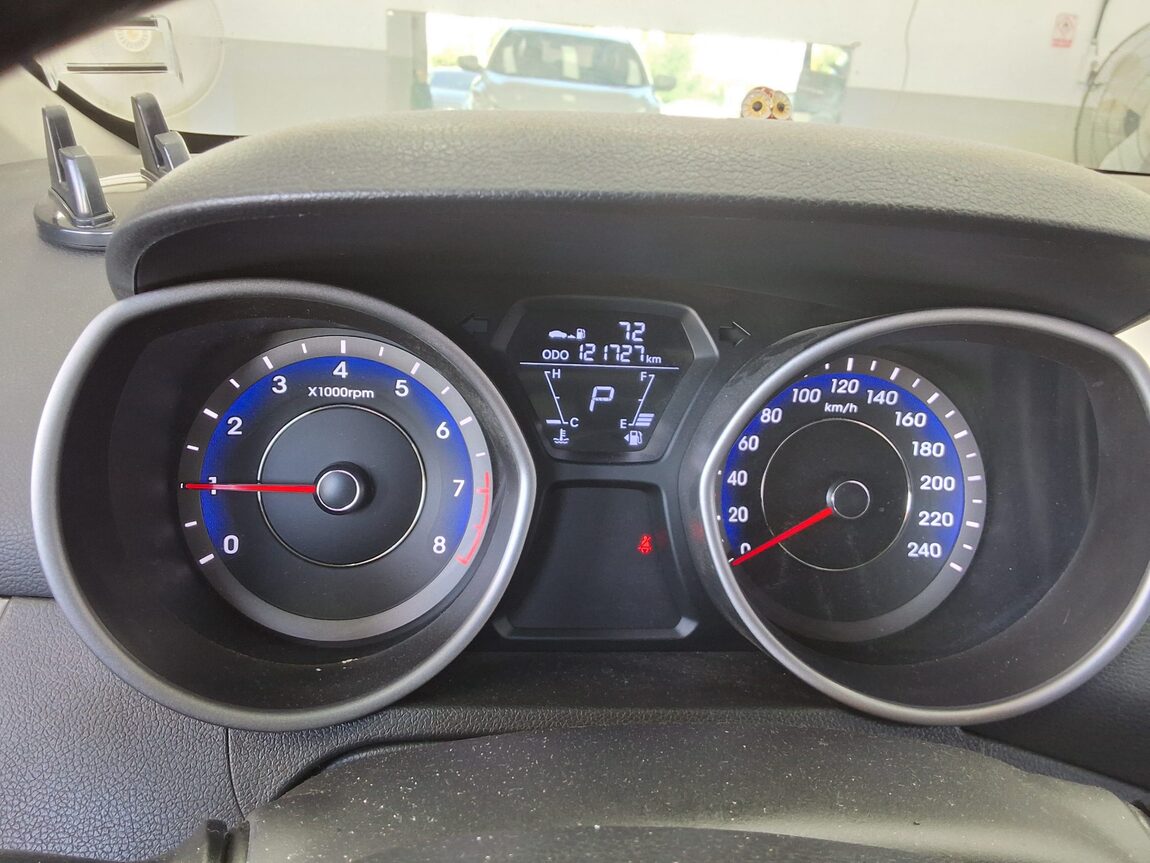 HYUNDAI AVANTE MD M16 GDi LUXURY 2012 - zdjęcie 9