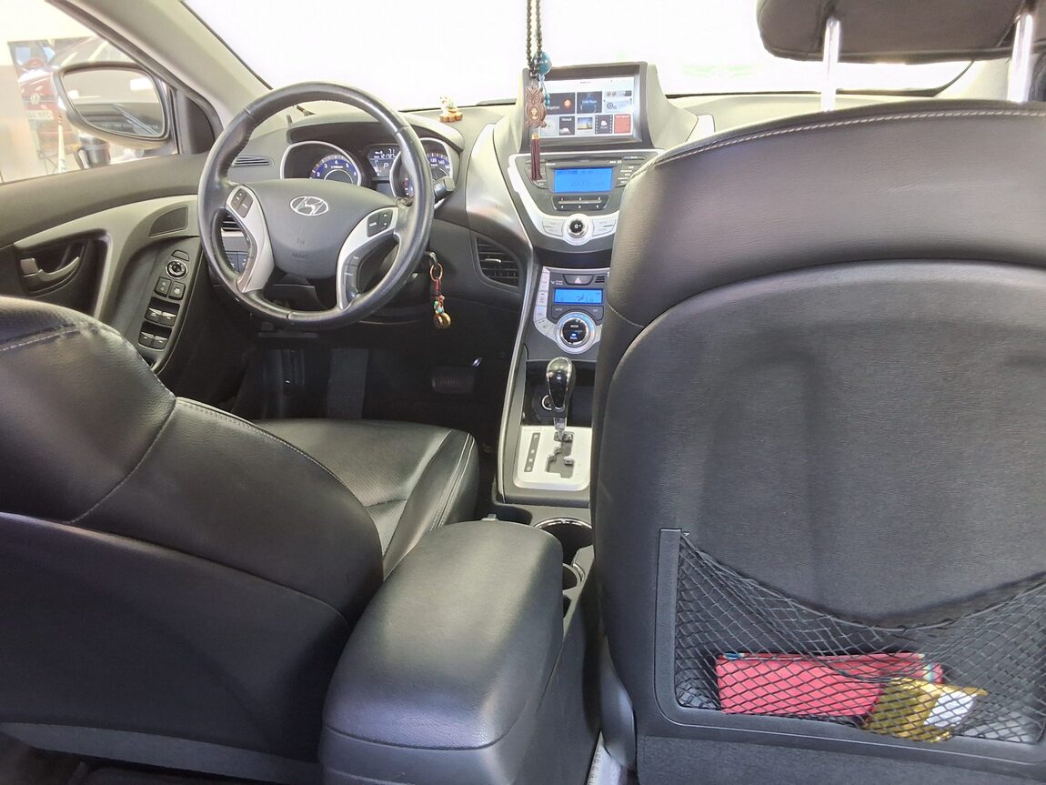 HYUNDAI AVANTE MD M16 GDi LUXURY 2012 - zdjęcie 11