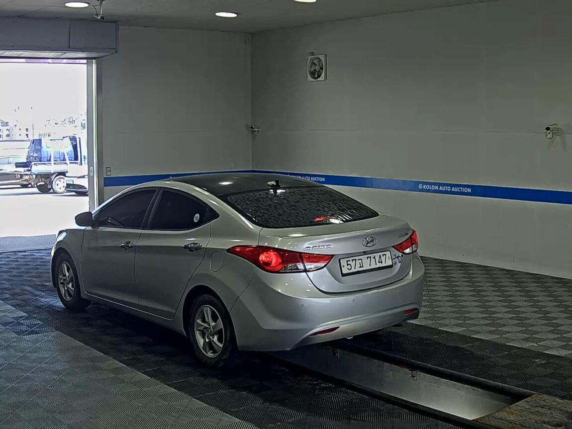 HYUNDAI AVANTE MD M16 GDi LUXURY 2012 - zdjęcie 6