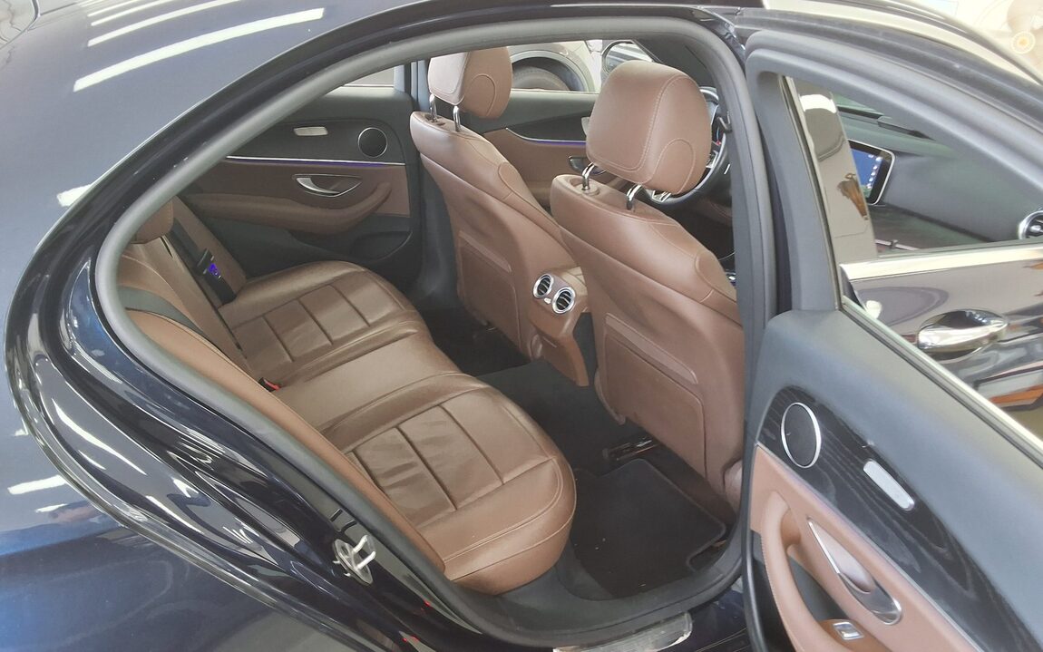 MERCEDES-BENZ E-CLASS (5TH GEN) E250 AVANTGARDE 2022 - zdjęcie 13