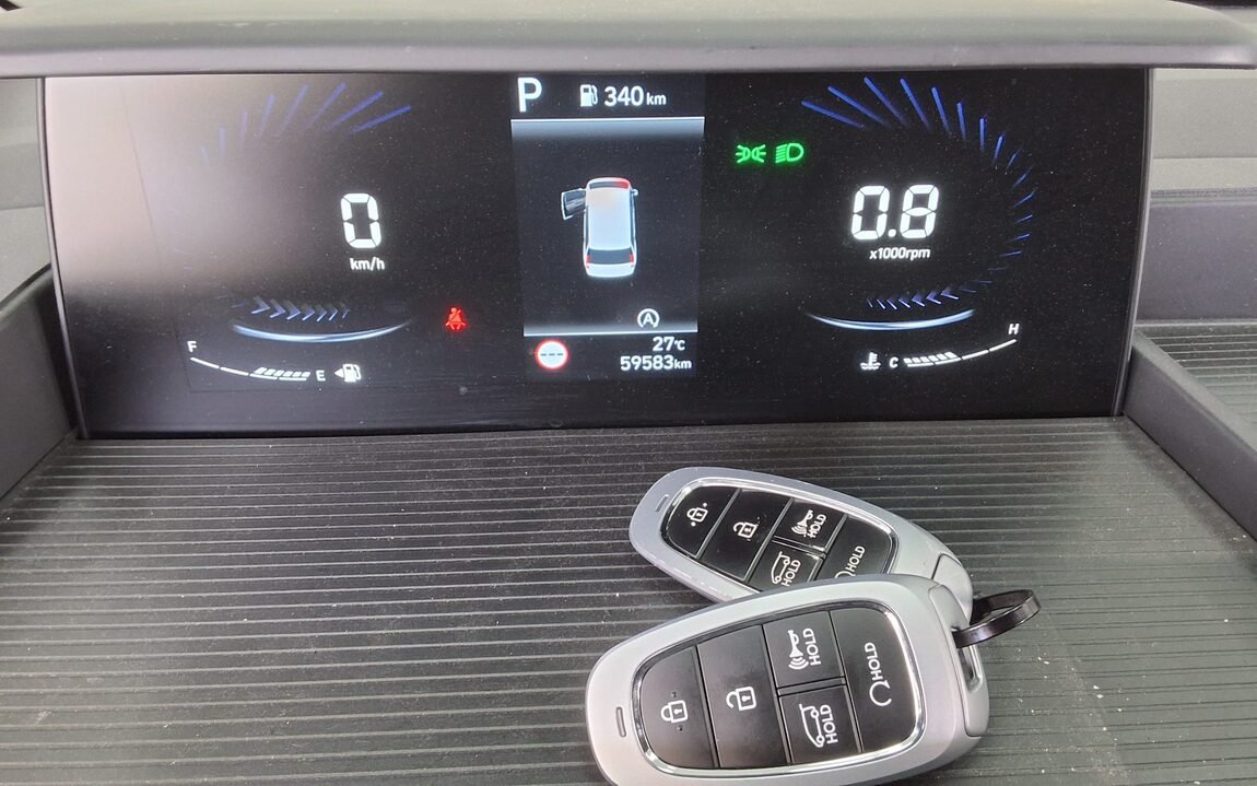 HYUNDAI STARIA 2.2 DIESEL CARGO 5-SEATER MODERN 2023 - zdjęcie 9