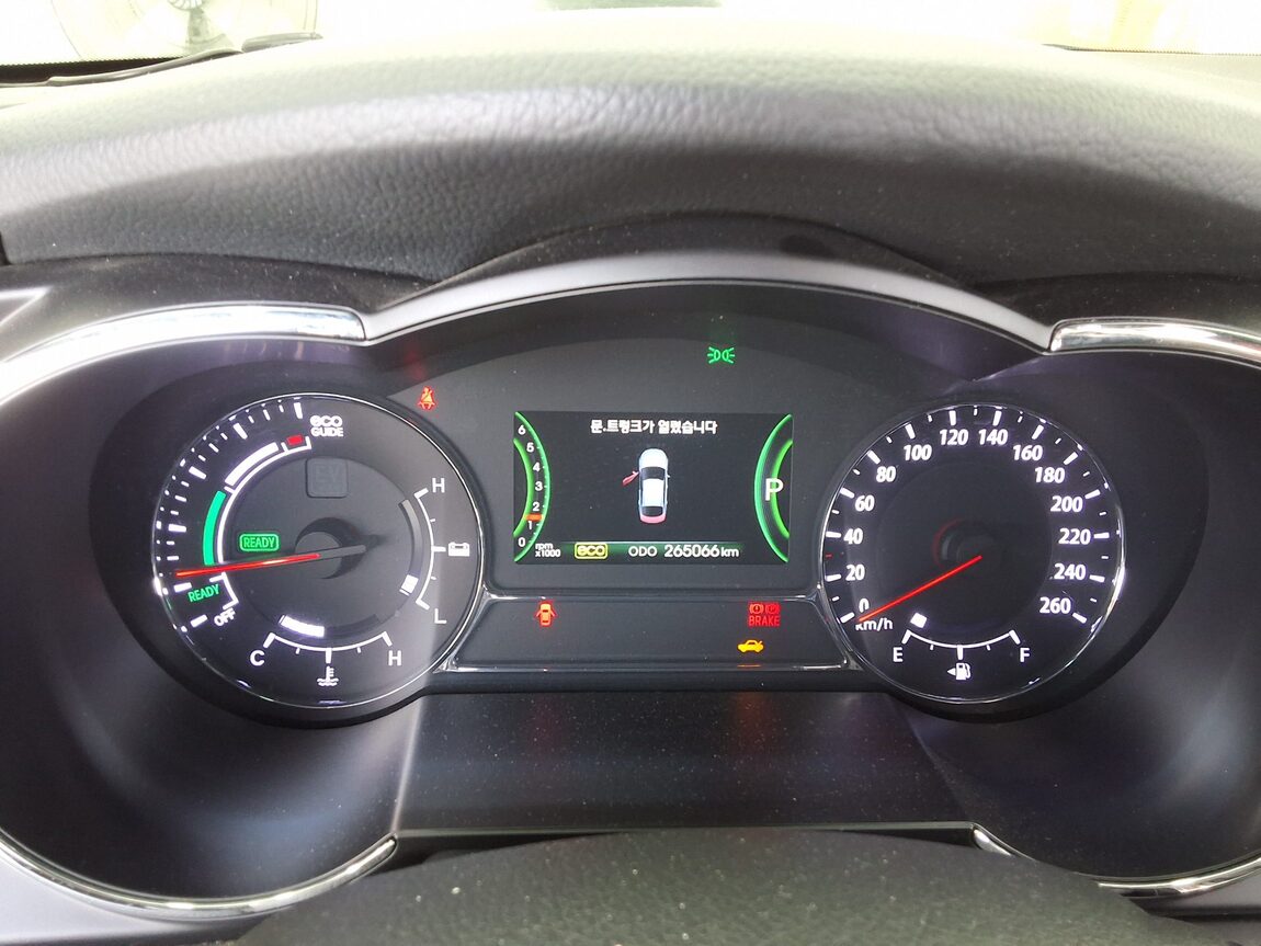 KIA K5 HYBRID PRESTIGE 2014 - zdjęcie 9
