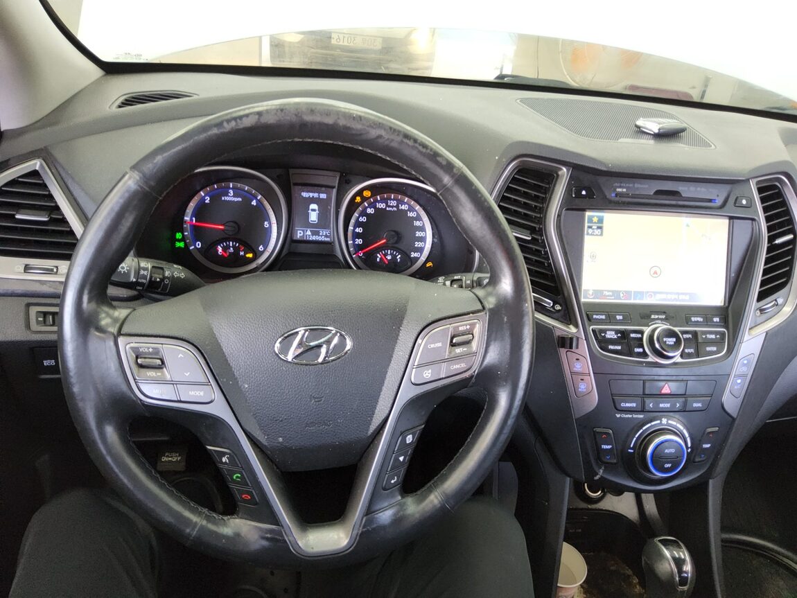 HYUNDAI SANTA FE (DM) DIESEL R2.0 2WD PREMIUM 2013 - zdjęcie 17