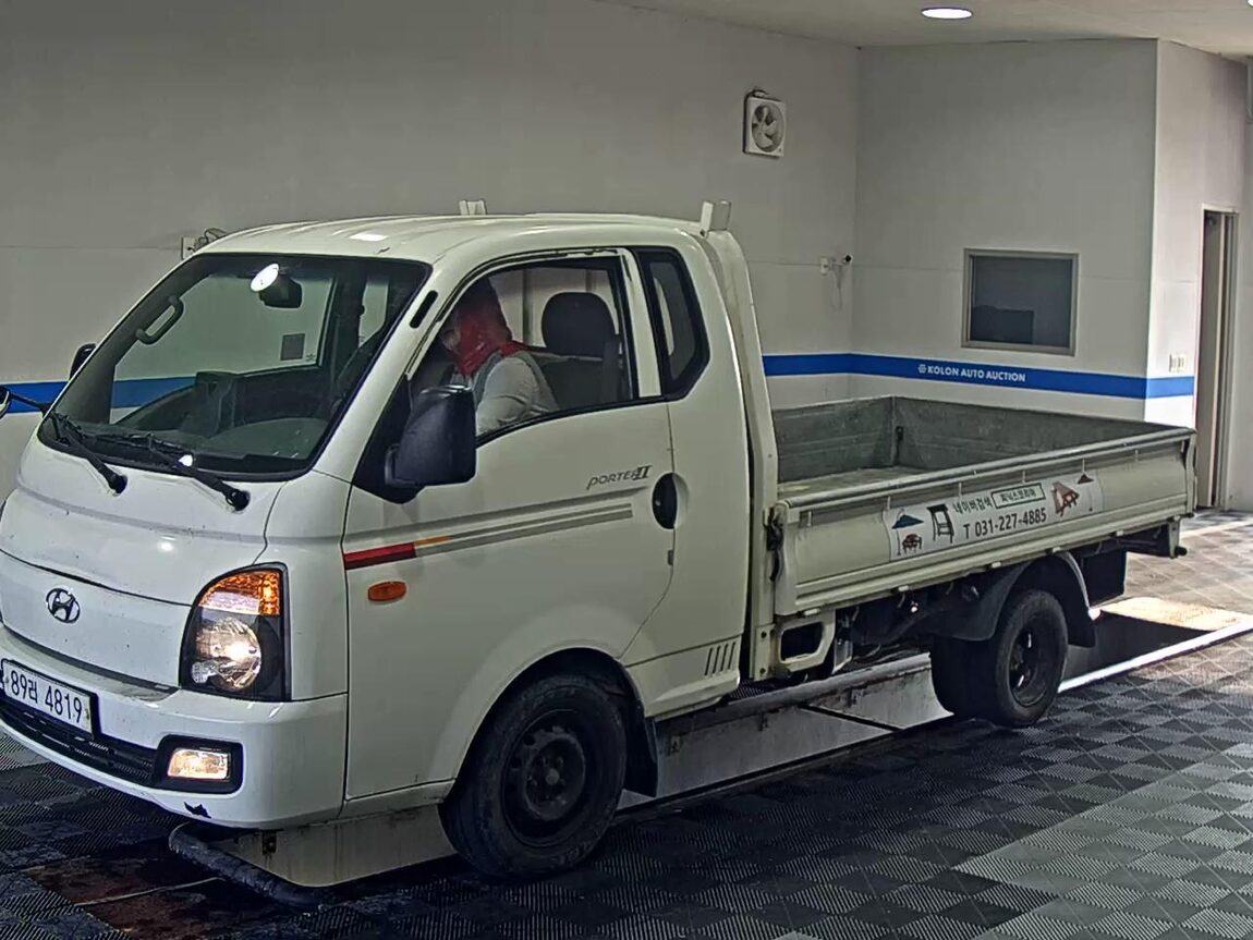 HYUNDAI PORTER II CRDi SUPER CAB EXTRA LONG WHEELBASE SMART 2018 - zdjęcie 2