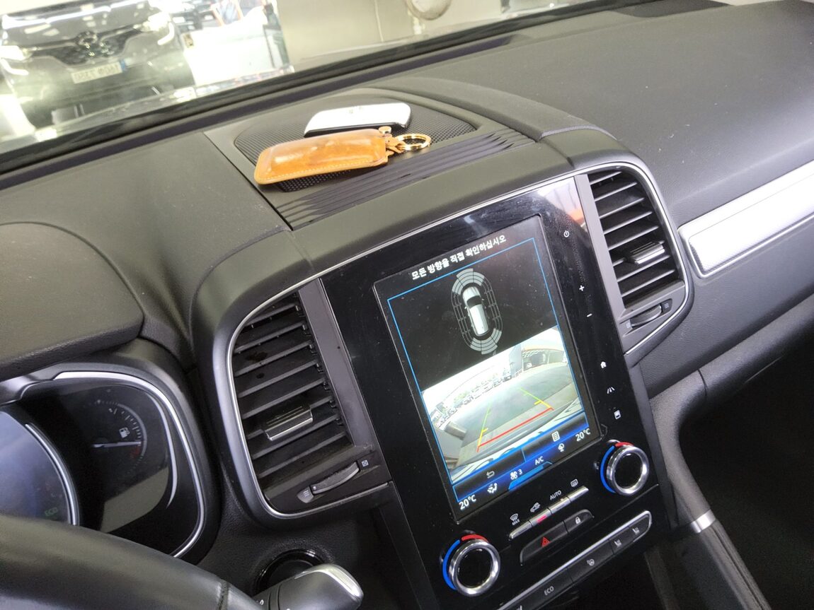 RENAULT (SAMSUNG) NEW QM6 2.0 LPe RE 2021 - zdjęcie 17